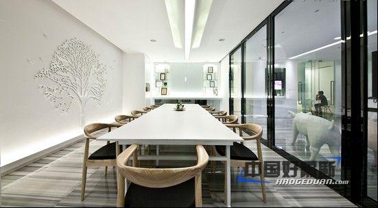办公室隔断装修效果图