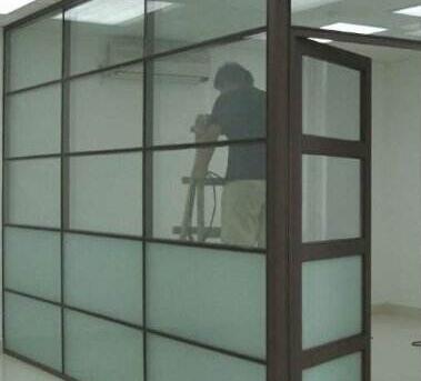 北京玻璃隔断施工要求