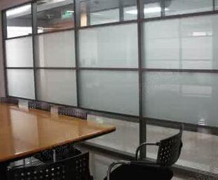 北京天津办公玻璃隔断正确保养方法